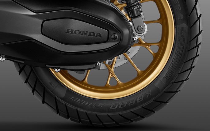 ล้ออะลูมิเนียม X-Shaped พร้อมยางกึ่งวิบากของ Honda ADV 350