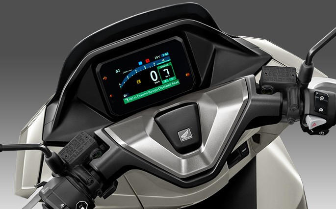 หน้าปัด TFT สี 5 นิ้วของ Honda PCX 160 RoadSync 2026 เชื่อมต่อสมาร์ทโฟน นำทาง รับสาย ฟังเพลง