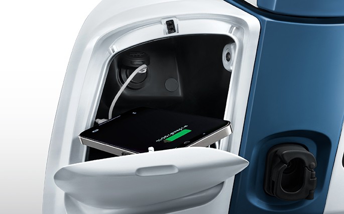 ช่องชาร์จ USB Type-C ของ Honda Scoopy 2026 ชาร์จมือถือระหว่างเดินทาง